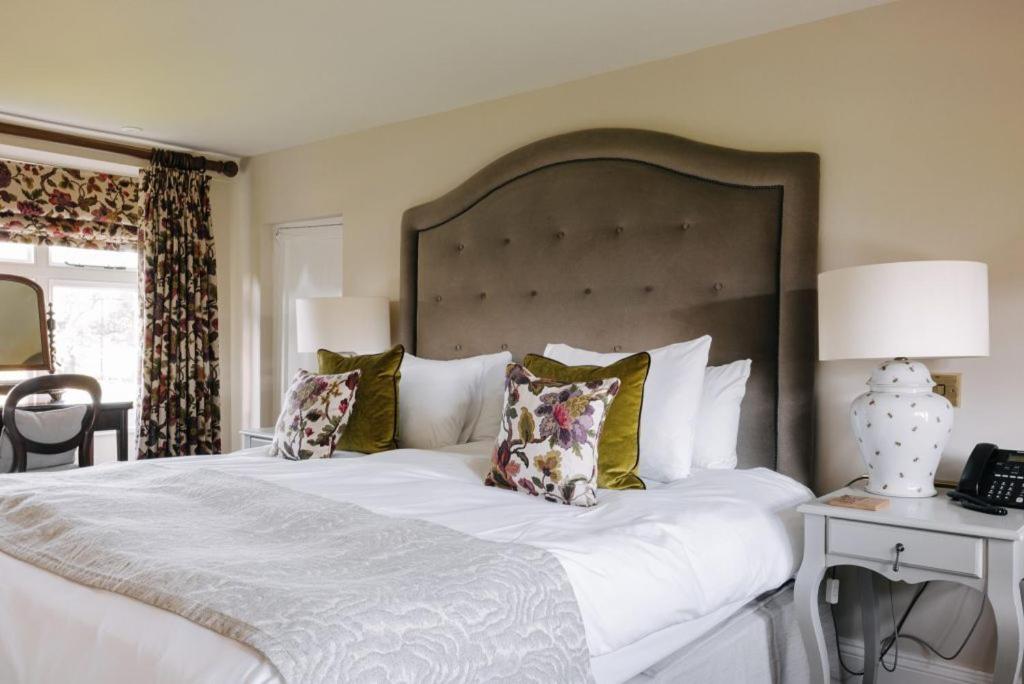 Victoria Hotel 4*